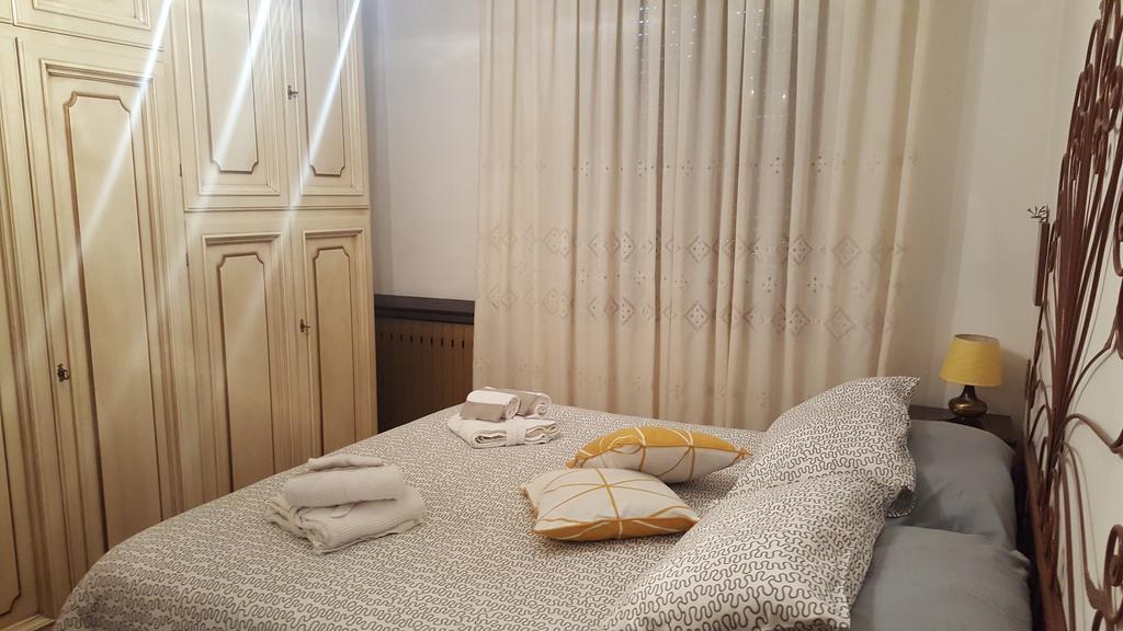 Granny'S House Apartment Лука Екстериор снимка
